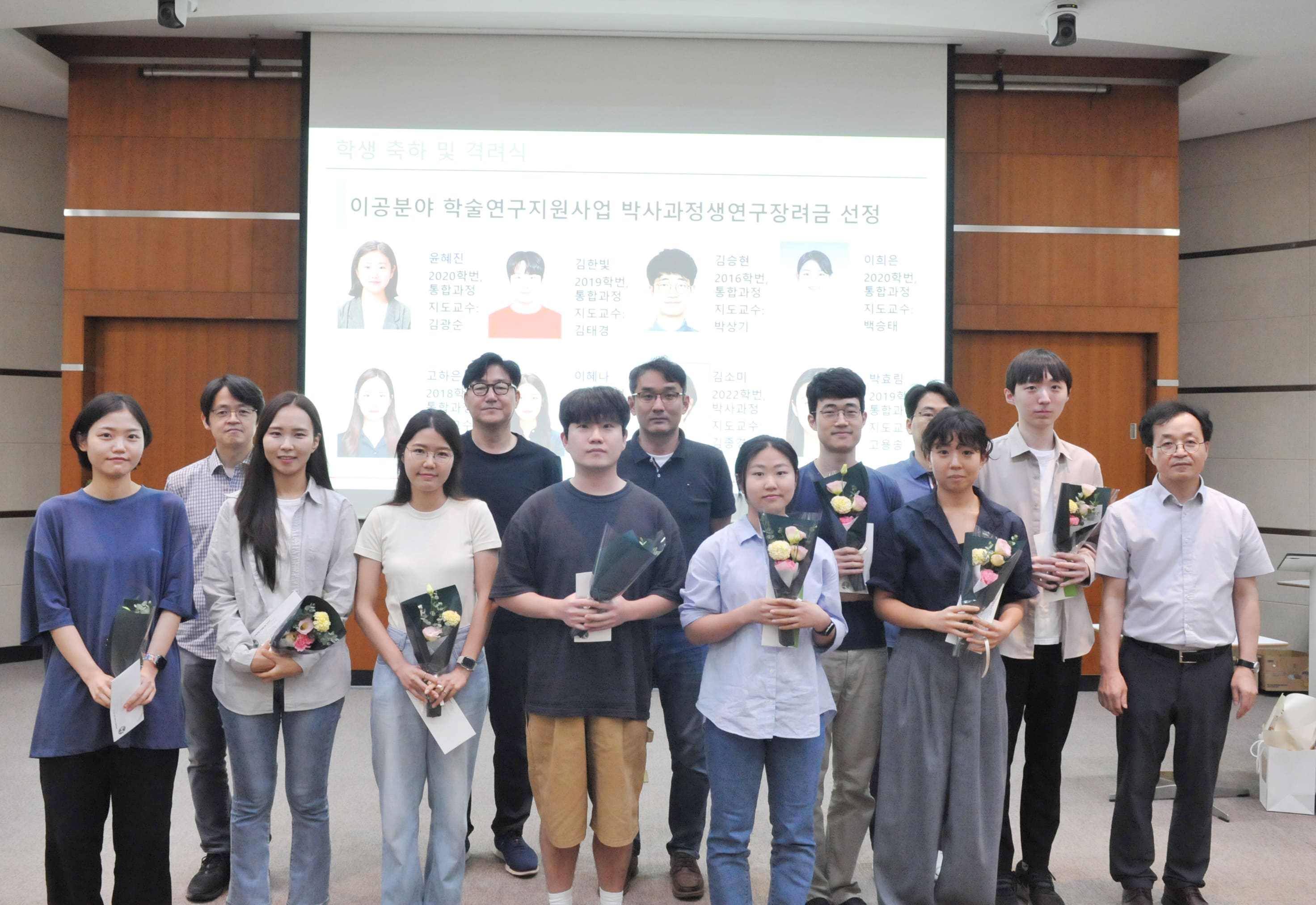 첨부파일