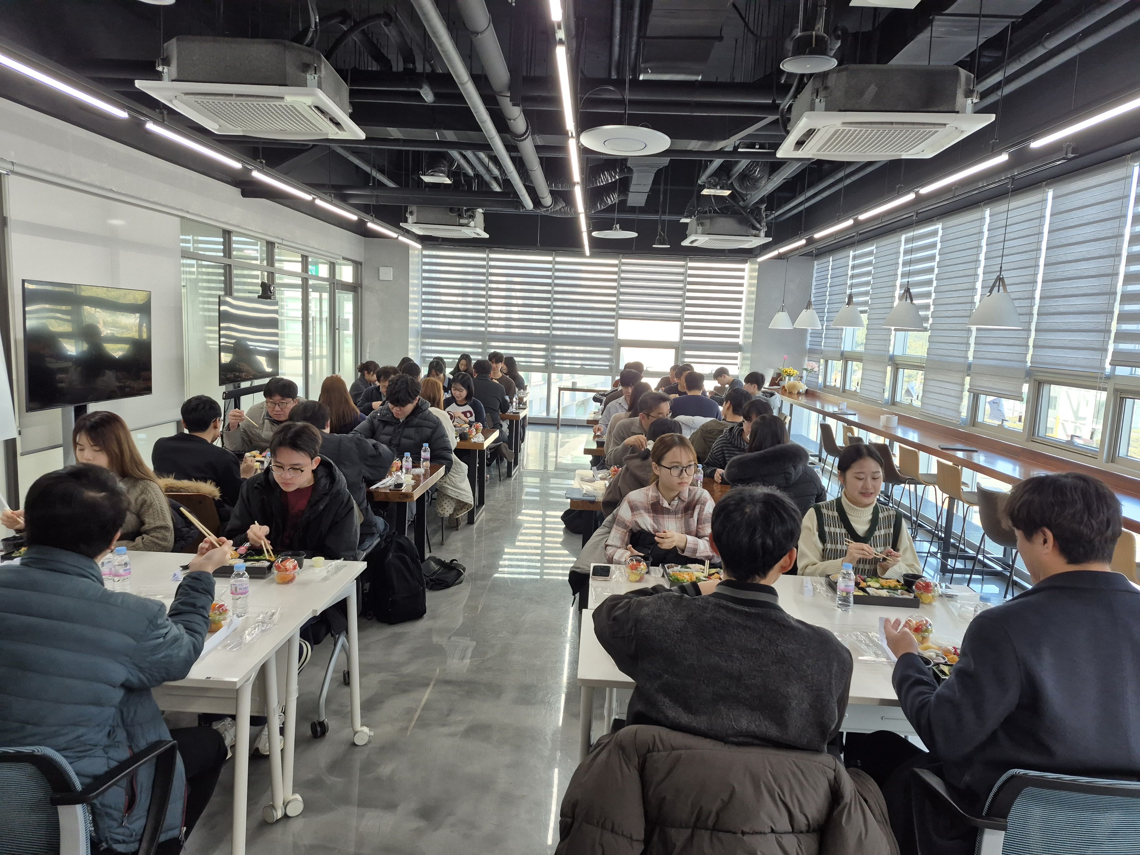 첨부파일